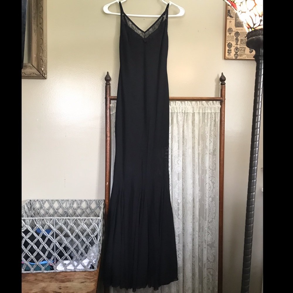 More pics! NWT Beautiful sheer/lace black dress🖤